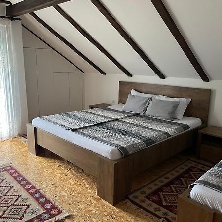 Vacation House Studenac Bihać Extérieur photo