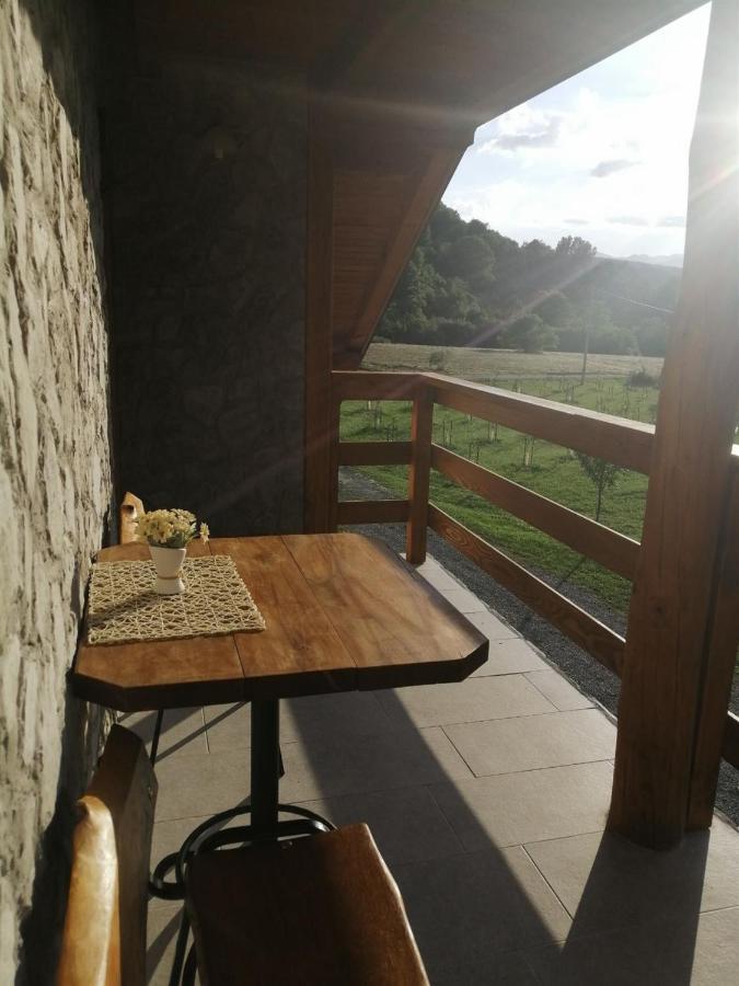 Vacation House Studenac Bihać Extérieur photo