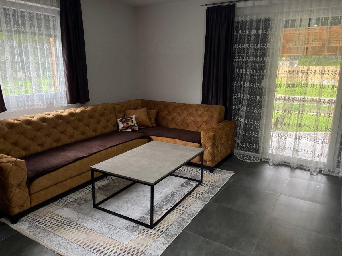 Vacation House Studenac Bihać Extérieur photo